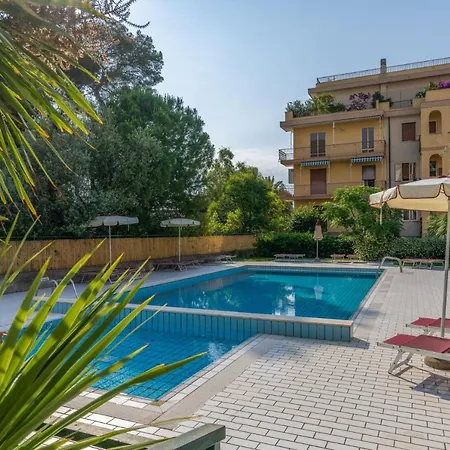 Garden 3* Алассио