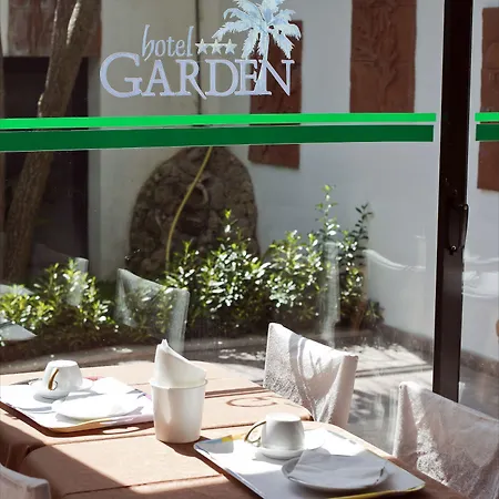 Отель Garden Алассио