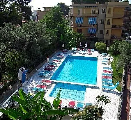 Garden 3*