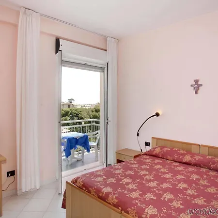 Szálloda Garden 3*