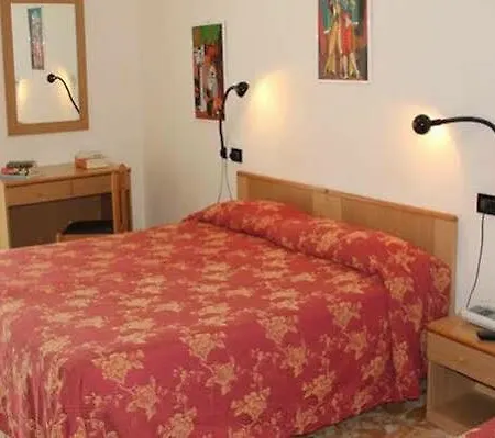 Hotell Garden 3*